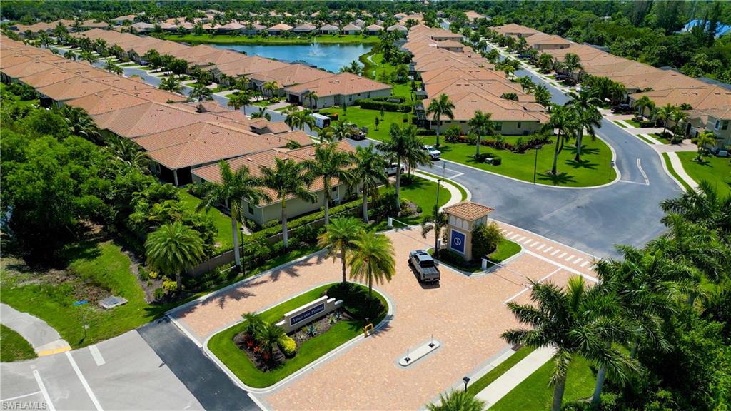 VENETIAN POINTE - Residential