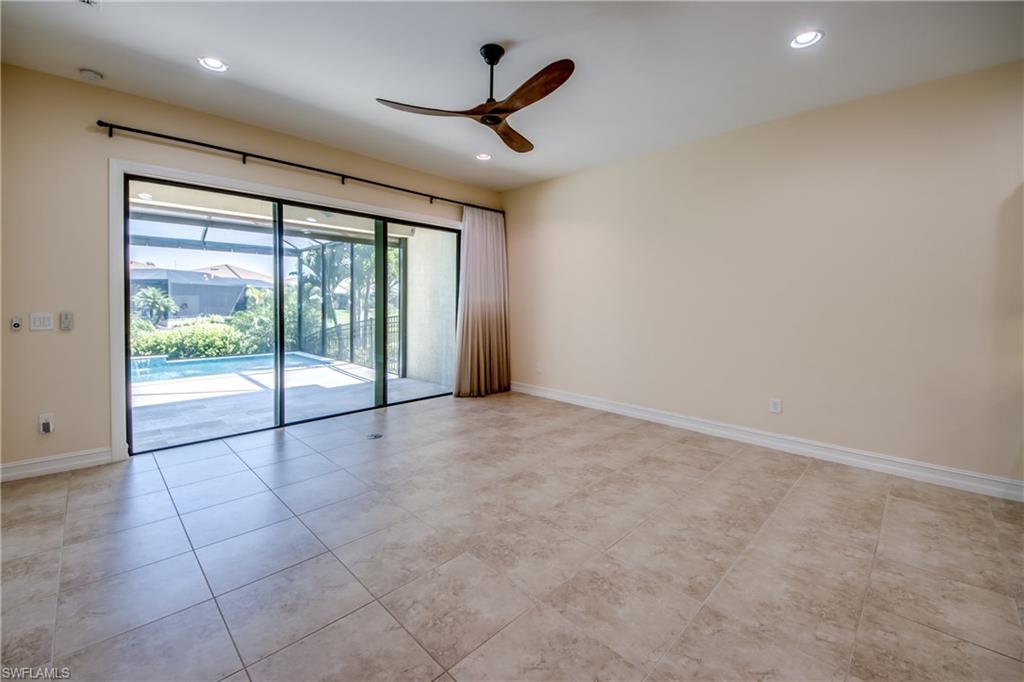 VENETIAN POINTE - Residential