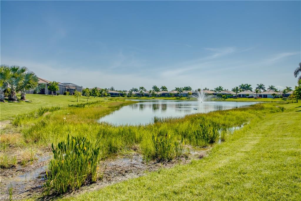 VENETIAN POINTE - Residential