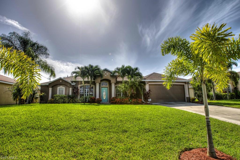 CAPE CORAL - Residential