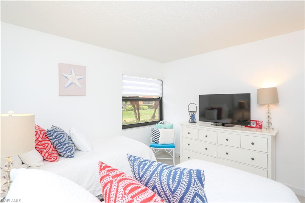 NAPLES 701 - Residential Lease