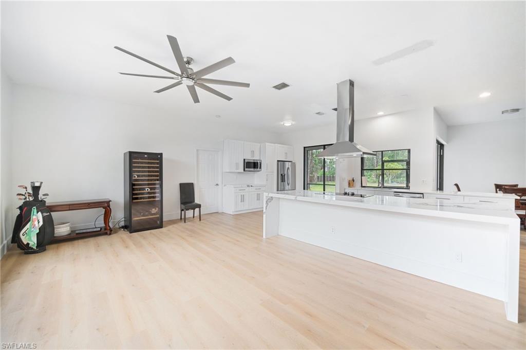 SAN CARLOS ESTATES - Residential
