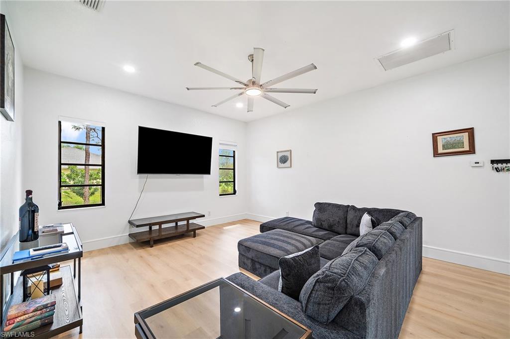 SAN CARLOS ESTATES - Residential