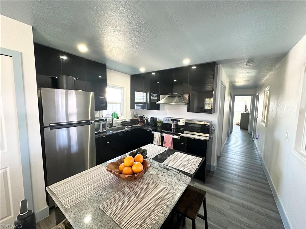 BAYSIDE ESTATES - Residential