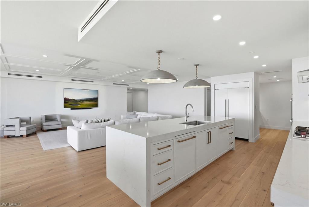 KALEA BAY TOWER 400 - Residential