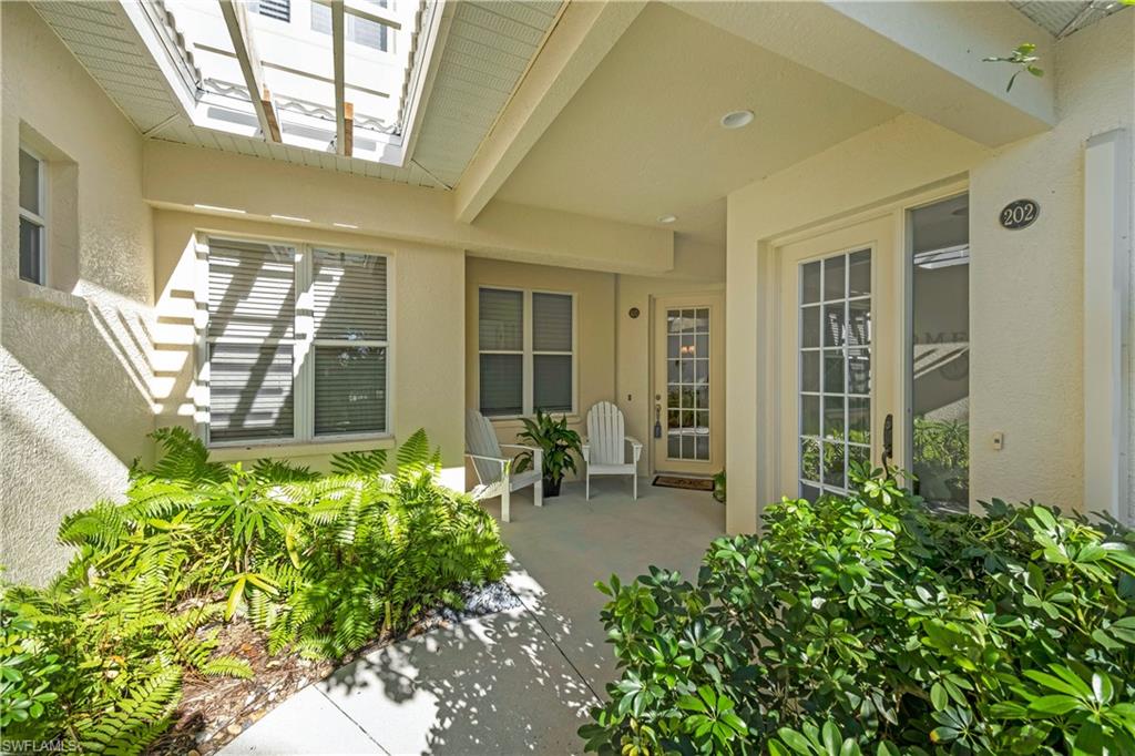HAWK'S NEST - Residential