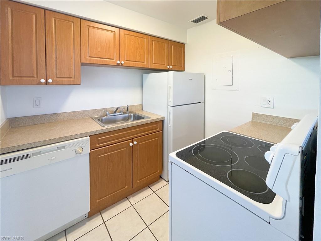 RENDEZVOUS CONDO - Residential Lease
