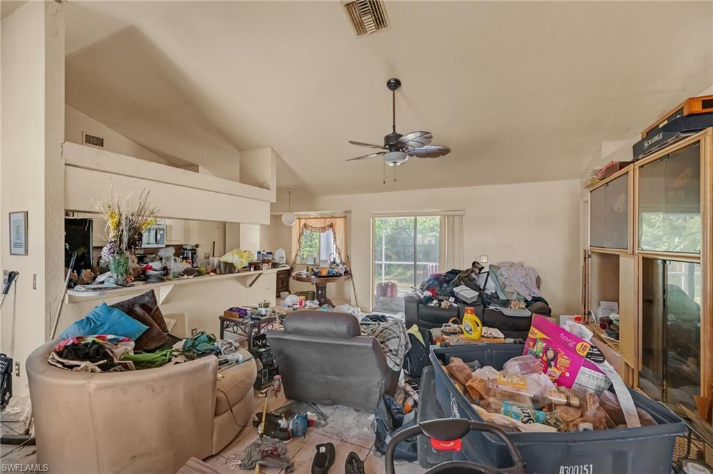 SAN CARLOS PARK - Residential