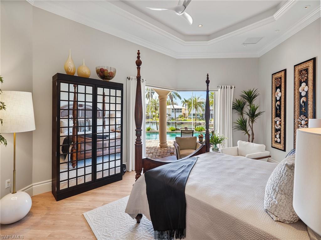 MOORINGS - Residential