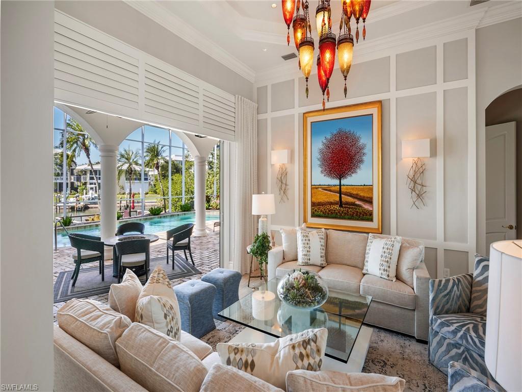 MOORINGS - Residential