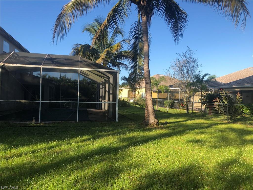 VARSITY LAKES - Residential