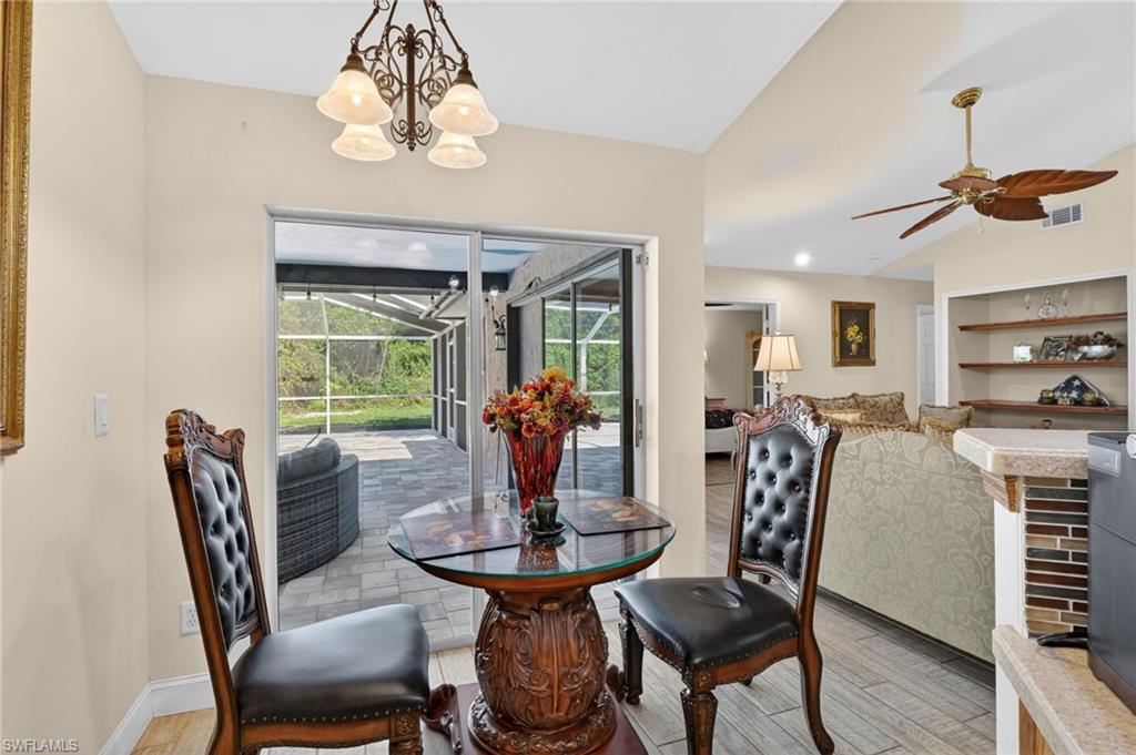 FOUNTAIN LAKES - Residential