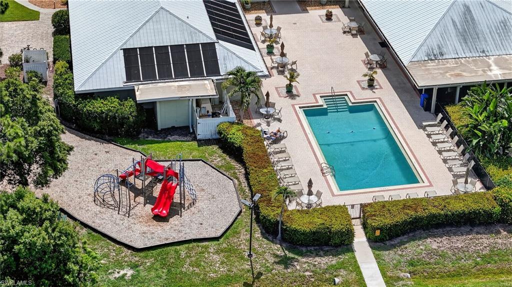 FOUNTAIN LAKES - Residential