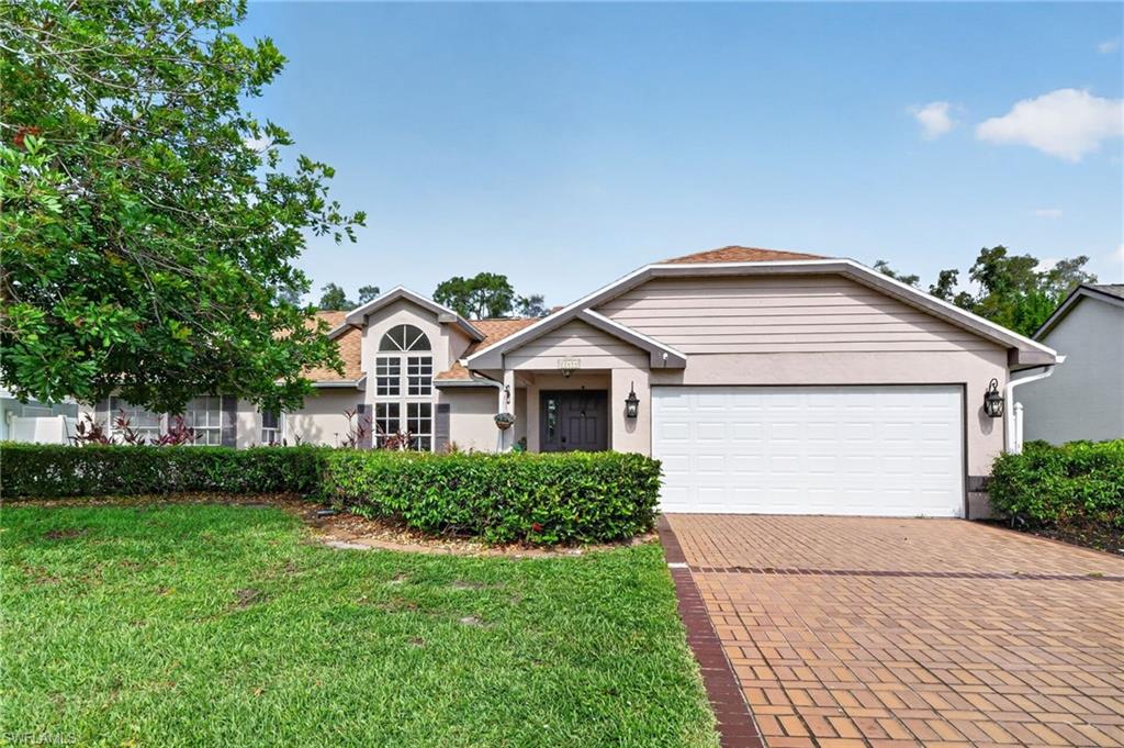 FOUNTAIN LAKES - Residential
