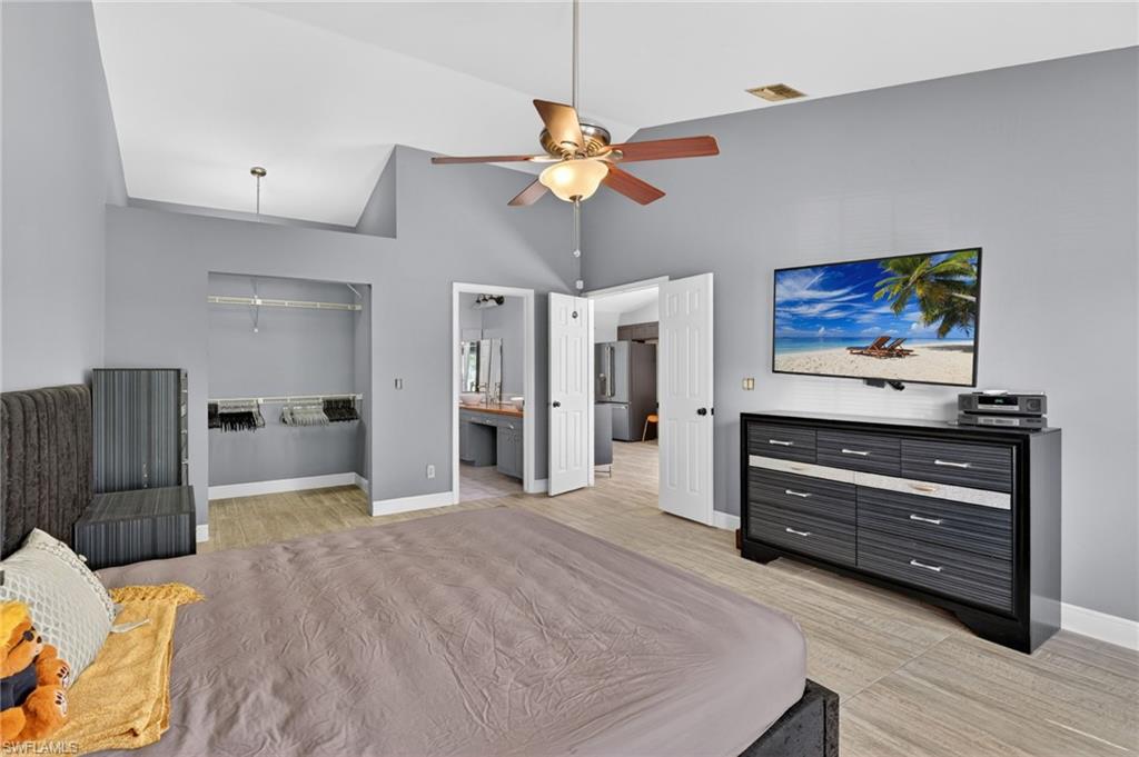 FOUNTAIN LAKES - Residential