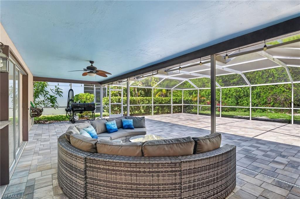 FOUNTAIN LAKES - Residential