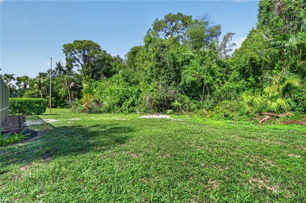 FOUNTAIN LAKES - Residential