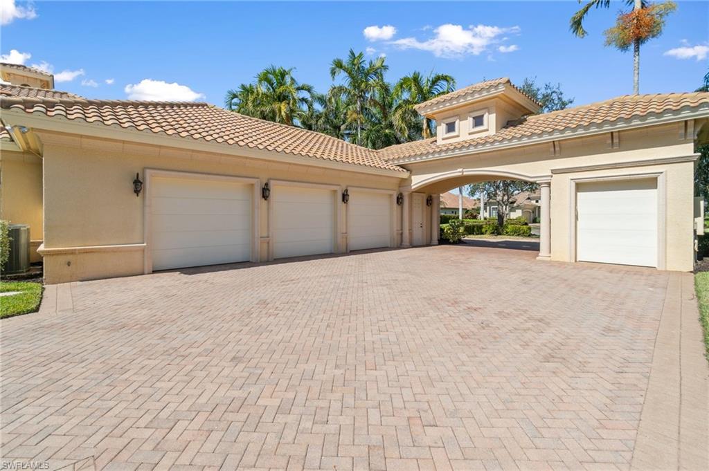QUAIL WEST - Residential