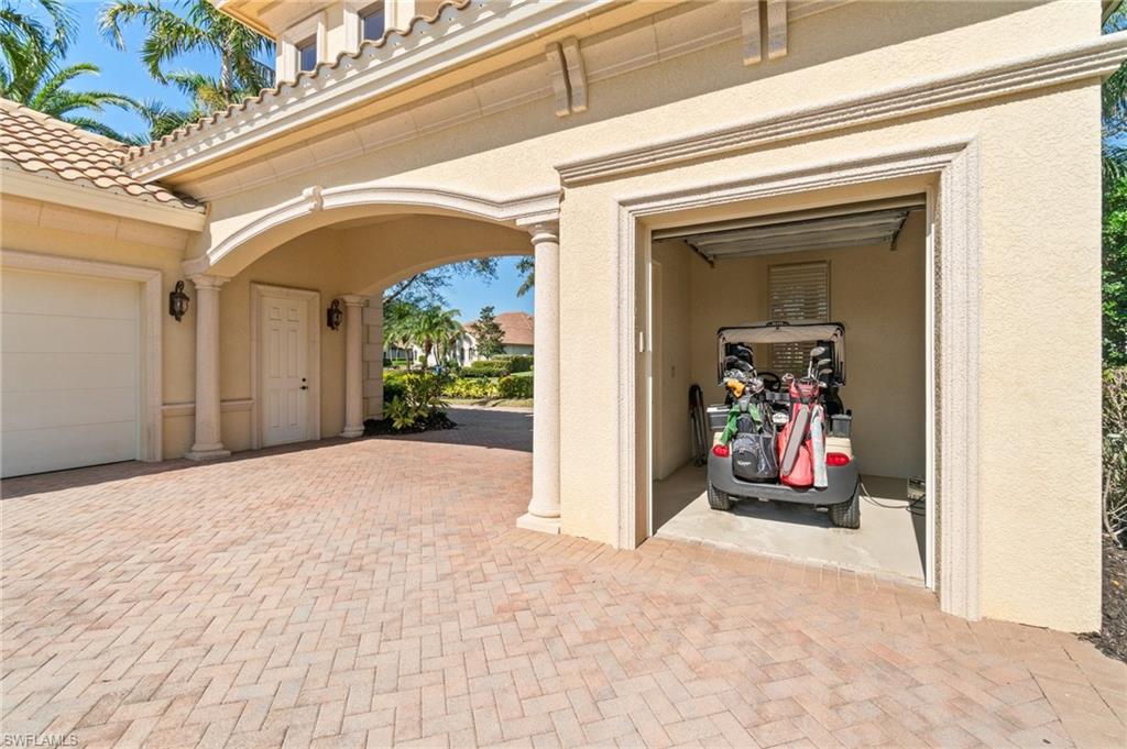 QUAIL WEST - Residential
