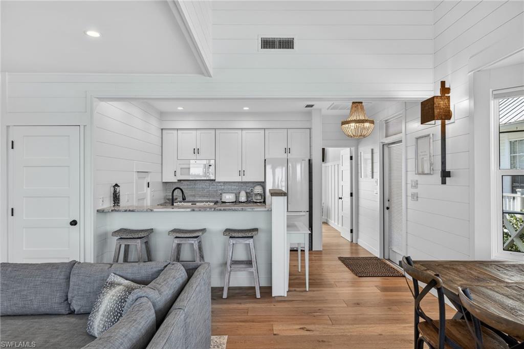USEPPA ISLAND - Residential