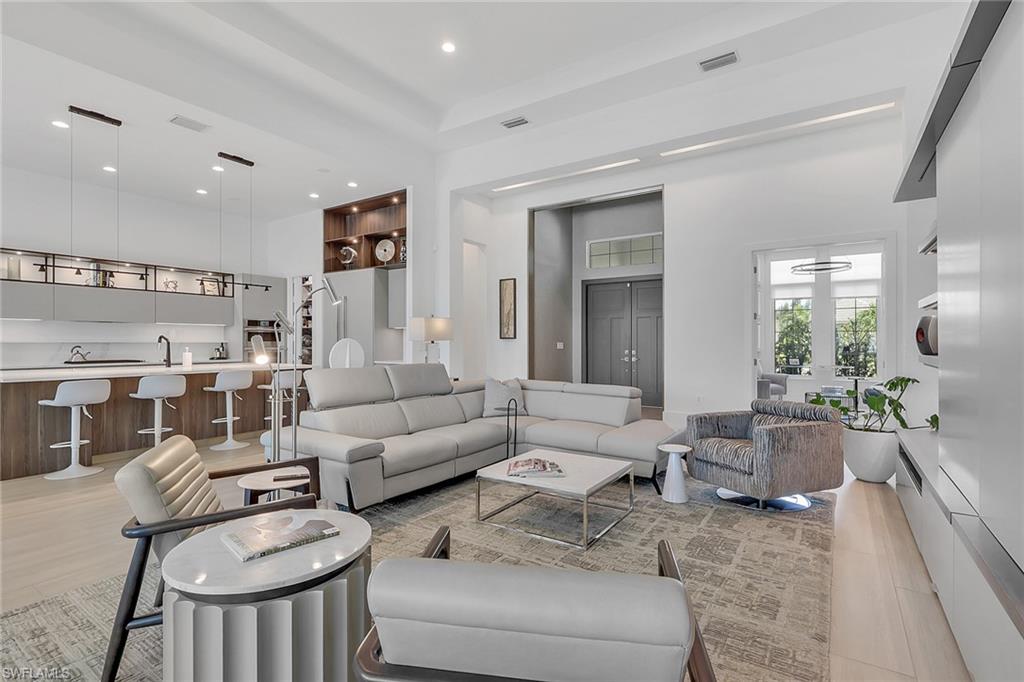 ISLES OF COLLIER PRESERVE - Residential