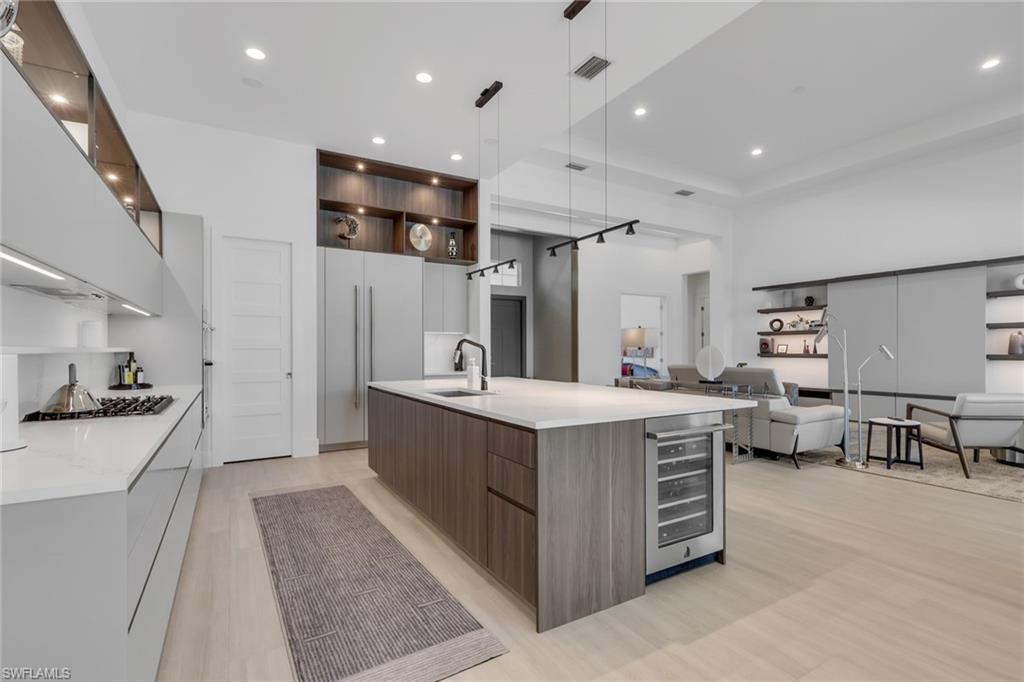 ISLES OF COLLIER PRESERVE - Residential