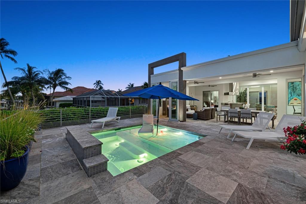 ROYAL HARBOR - Residential