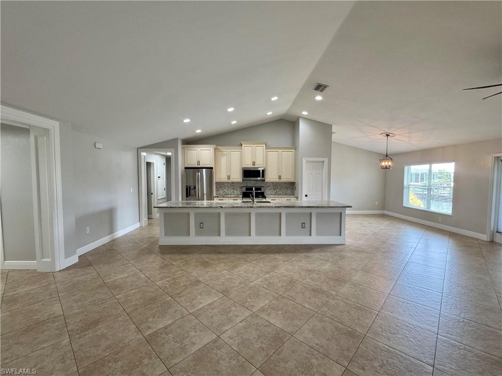 CAPE CORAL - Residential Lease