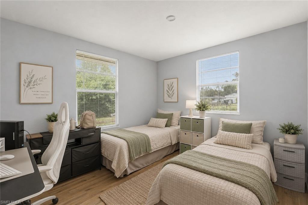 LAKEVILLE - Residential Income