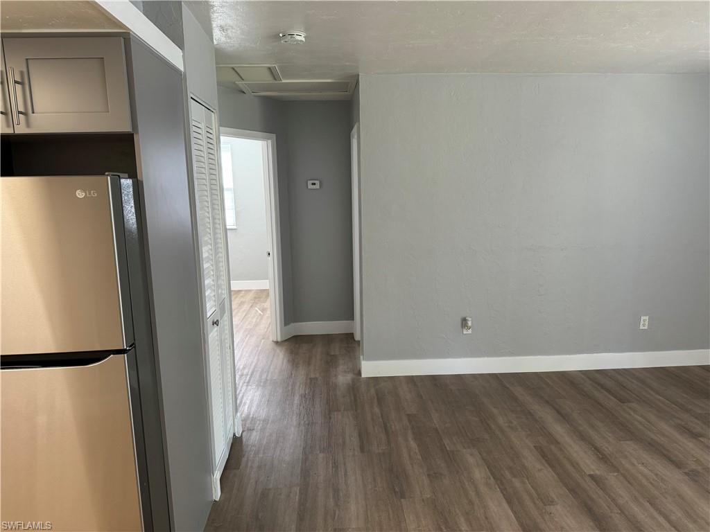 LAKEVILLE - Residential Income