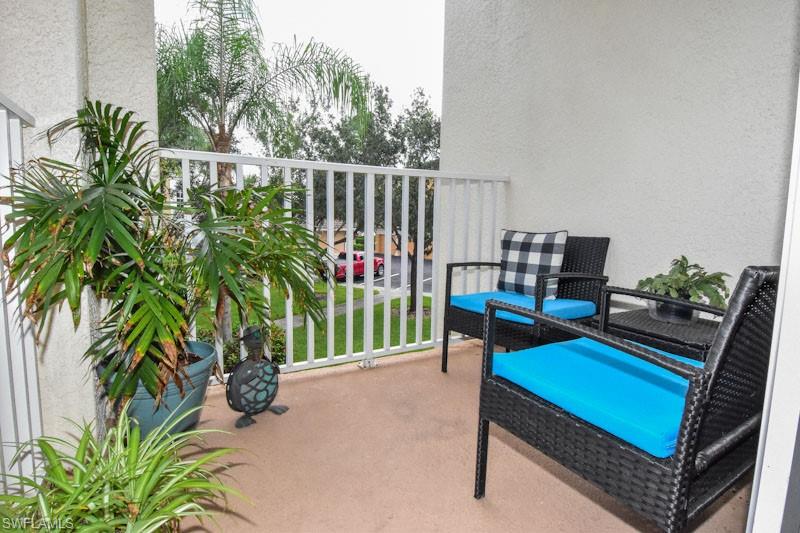 ISLES OF PORTO VISTA - Residential
