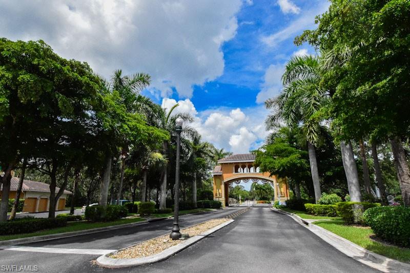 ISLES OF PORTO VISTA - Residential