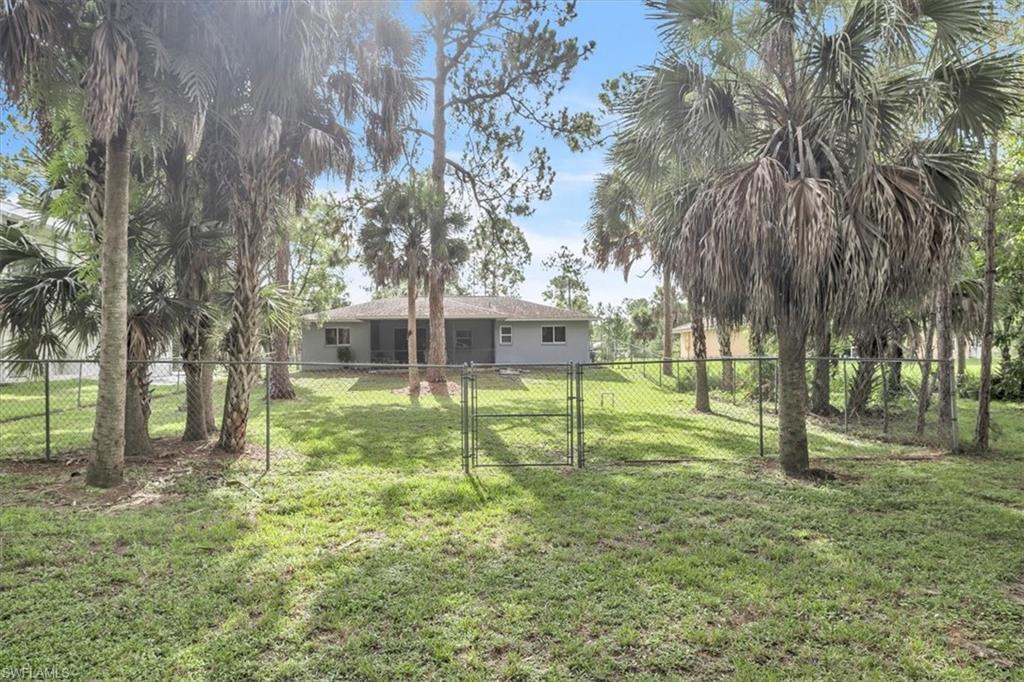 GOLDEN GATE ESTATES - Residential