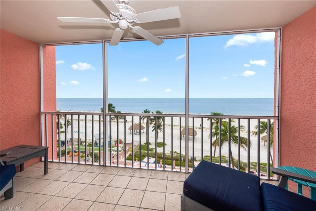 SANIBEL VIEW VILLAS - Residential