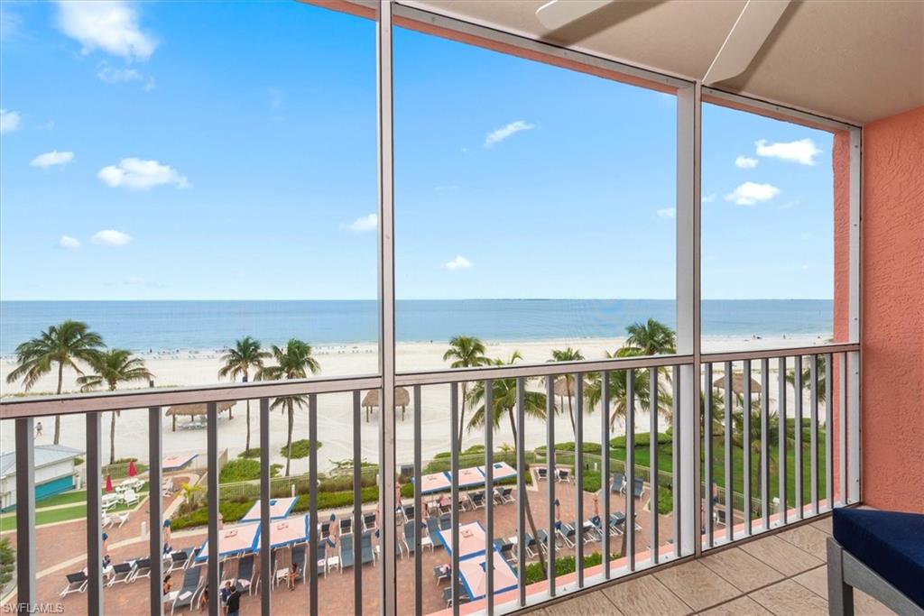SANIBEL VIEW VILLAS - Residential