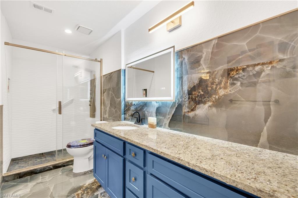 ROYAL WOODS - Residential Lease