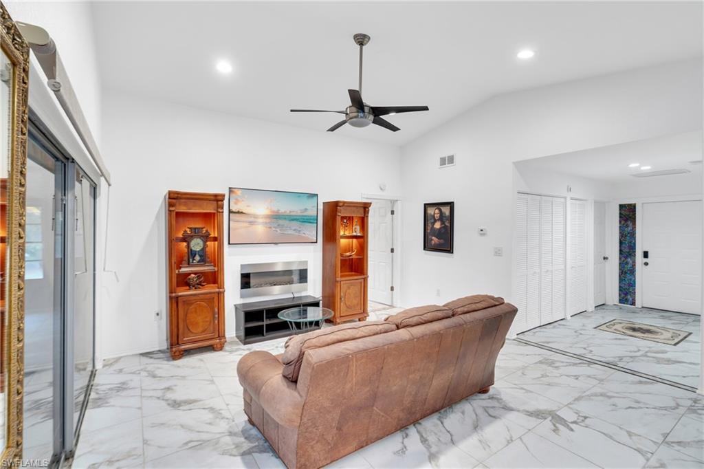 ROYAL WOODS - Residential Lease