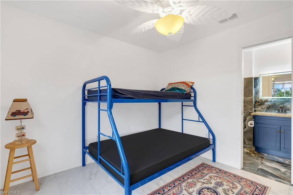 ROYAL WOODS - Residential Lease