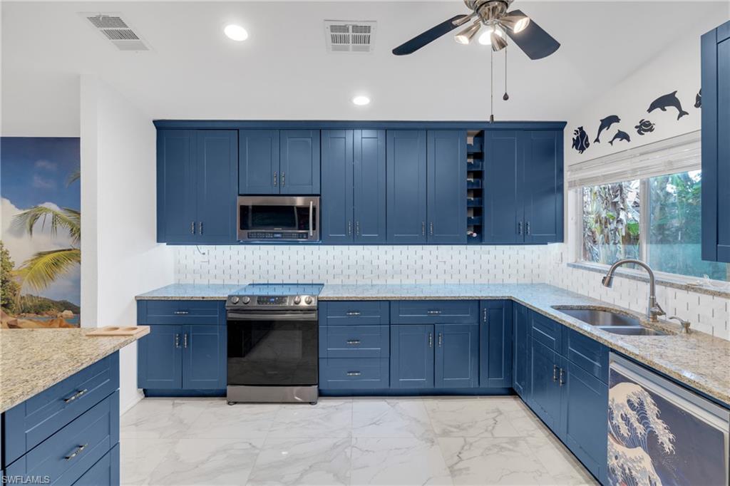 ROYAL WOODS - Residential Lease