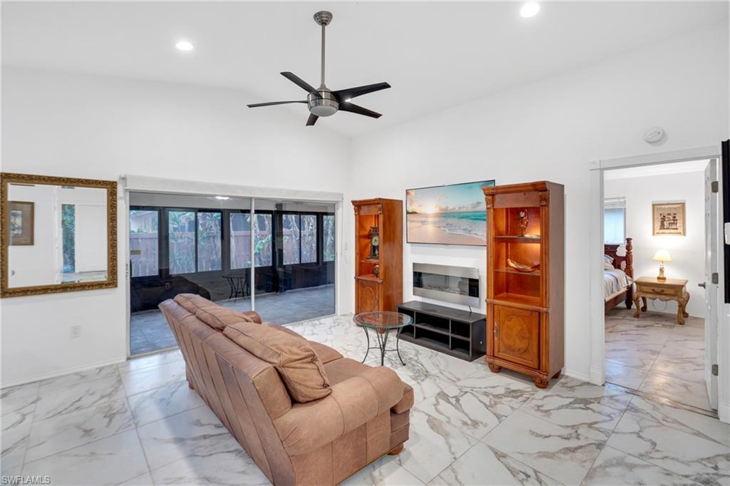 ROYAL WOODS - Residential Lease