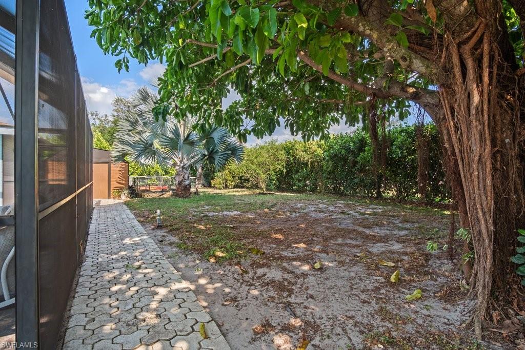 WILLOUGHBY ACRES - Residential
