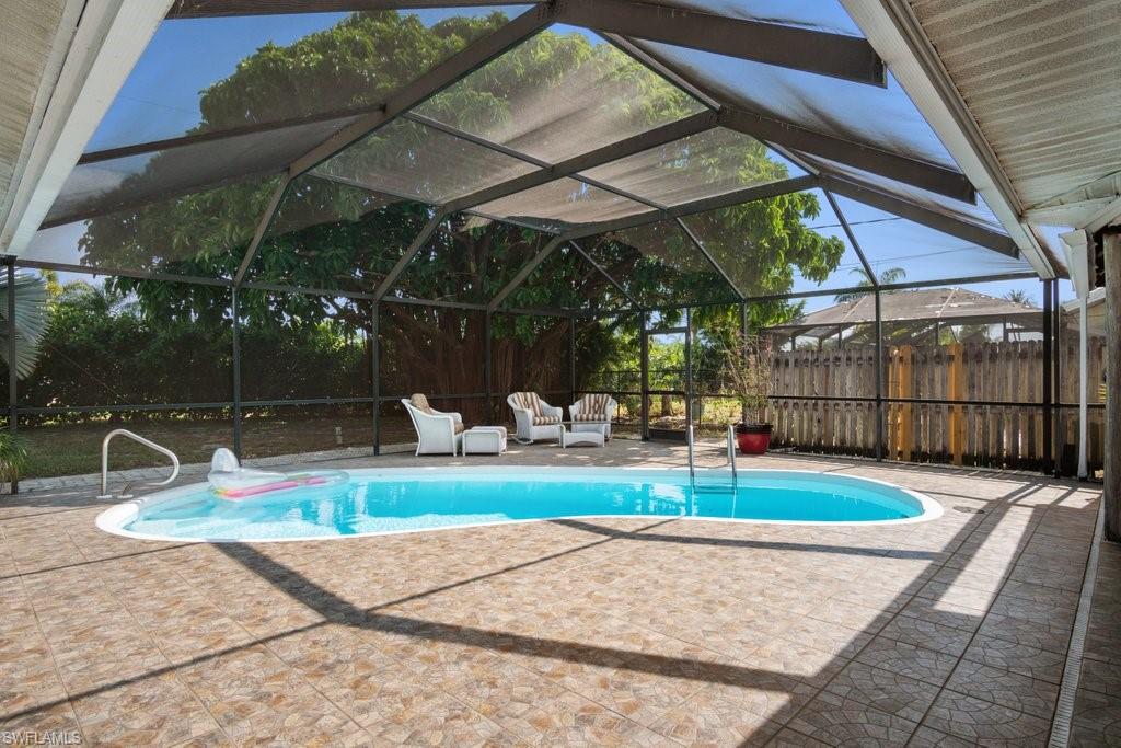 WILLOUGHBY ACRES - Residential
