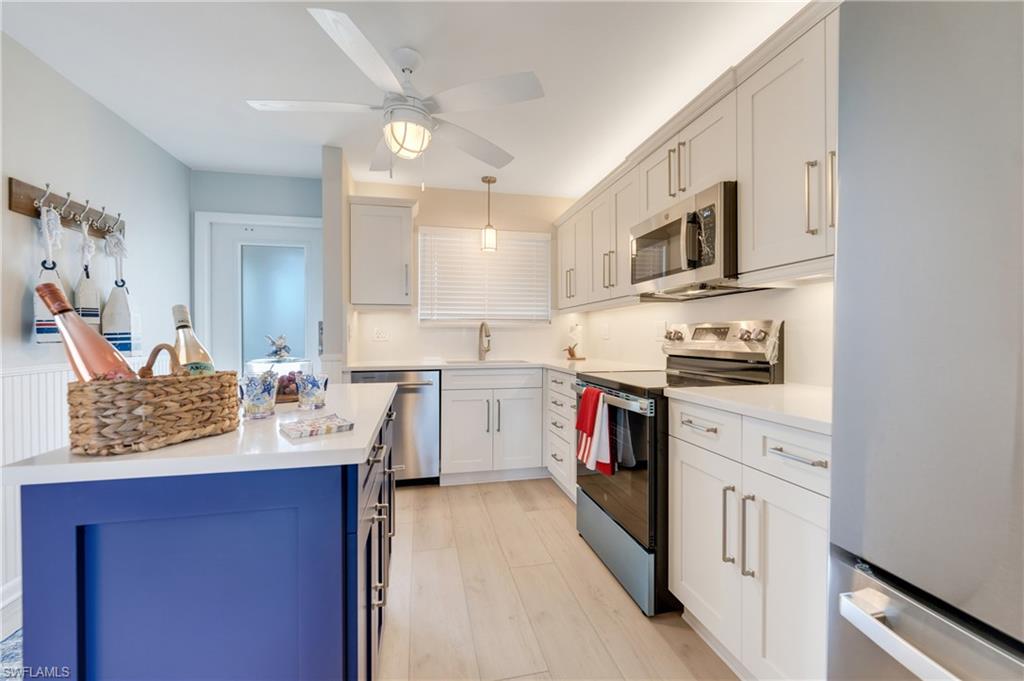 MARINA VILLAS CONDO - Residential