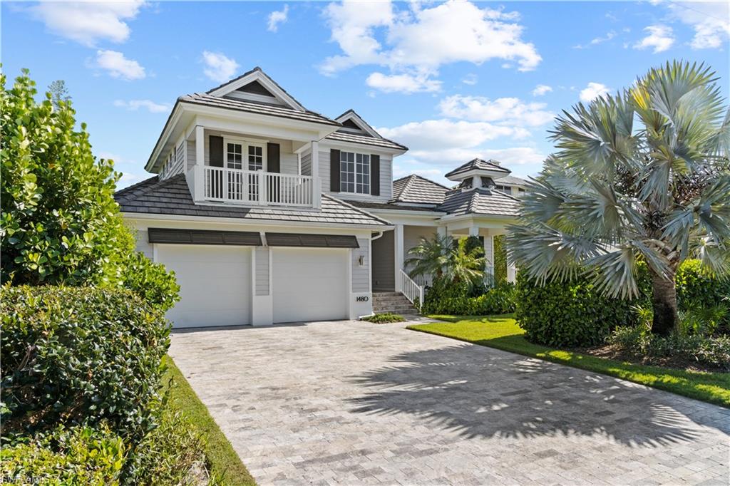 GOLDEN SHORES - Residential
