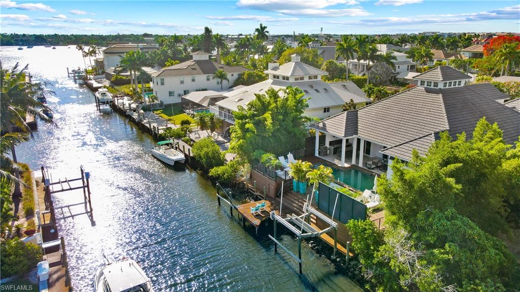 GOLDEN SHORES - Residential