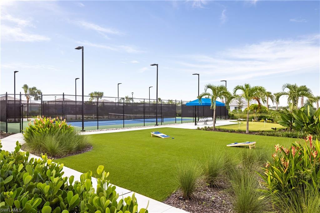 SEVEN SHORES - Residential