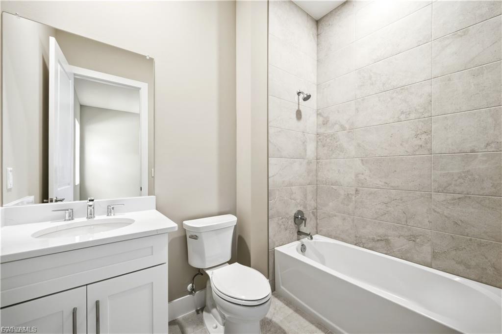 SEVEN SHORES - Residential