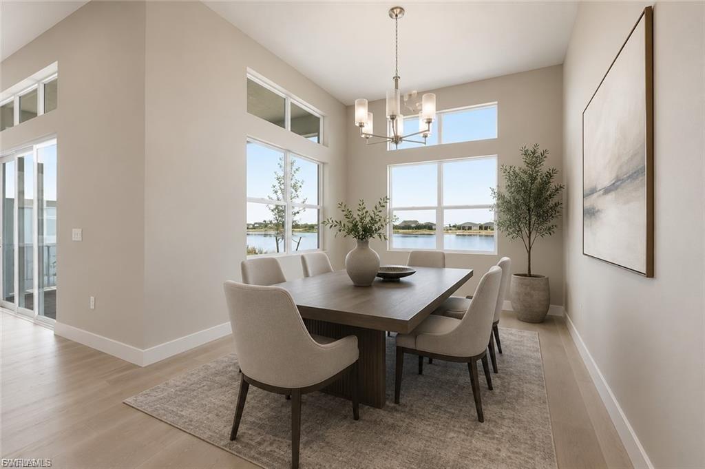 SEVEN SHORES - Residential