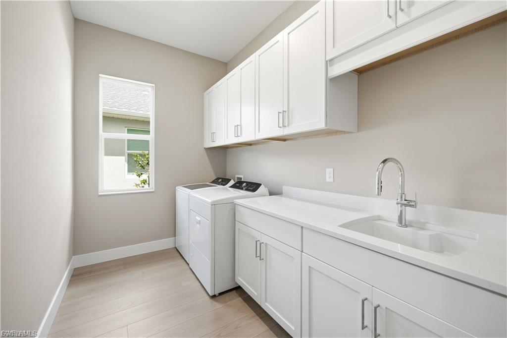 SEVEN SHORES - Residential