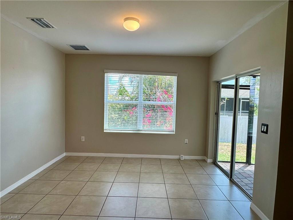 SAN CARLOS PARK - Residential Lease
